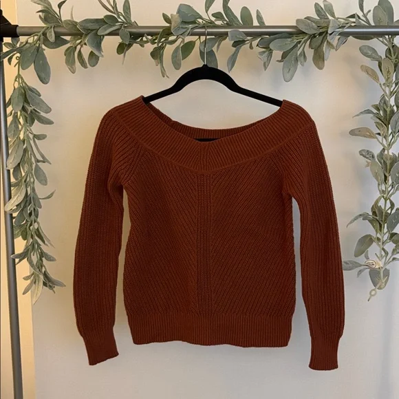 Abercrombie & Fitch Sweater - Picture 1 of 3